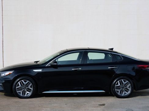 Used 2020 Kia Optima EX w/ Technology Package FWD image 48