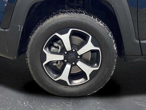 Used 2022 Jeep Renegade Trailhawk w/ Trailer Tow Group image 38