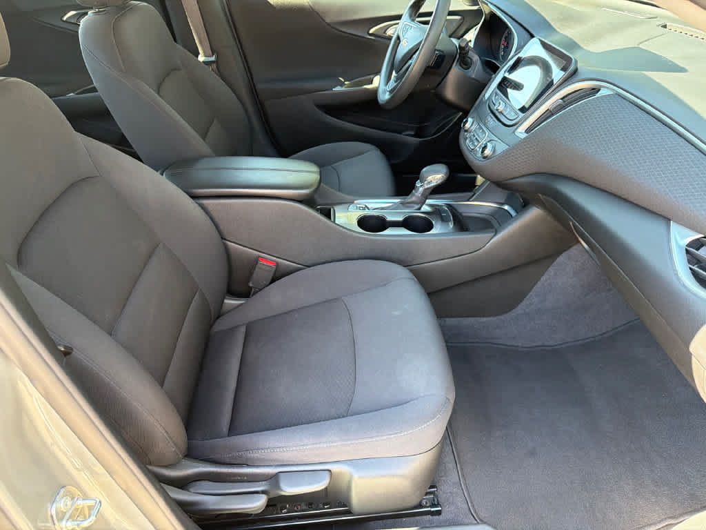 Used 2023 Chevrolet Malibu LT FWD image 12