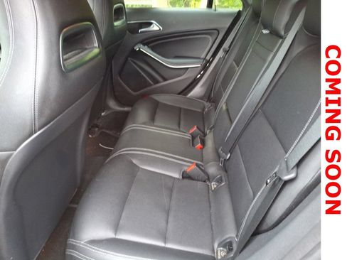 Used 2019 Mercedes-Benz CLA 250 4MATIC image 10