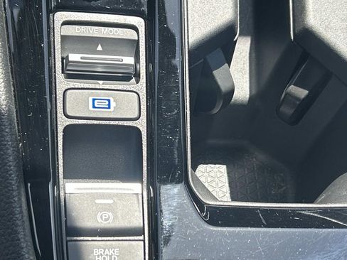 Used 2023 Honda Accord EX-L image 32