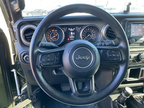 Used 2020 Jeep Wrangler Unlimited Sport AWD/4WD image 18