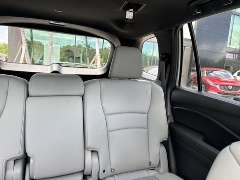 Used 2023 Honda Passport EX-L image 19
