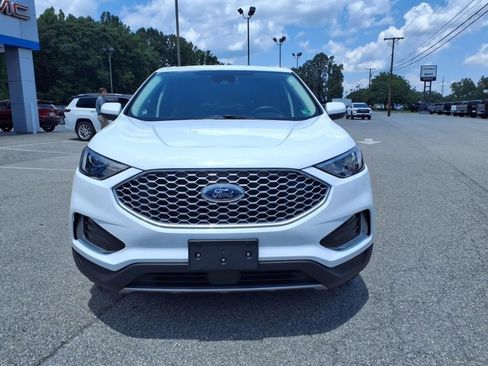 Used 2024 Ford Edge SEL image 9
