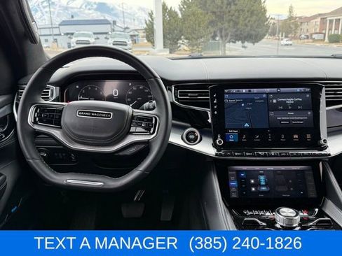 Used 2023 Jeep Grand Wagoneer L Series II w/ Premium Group II image 30