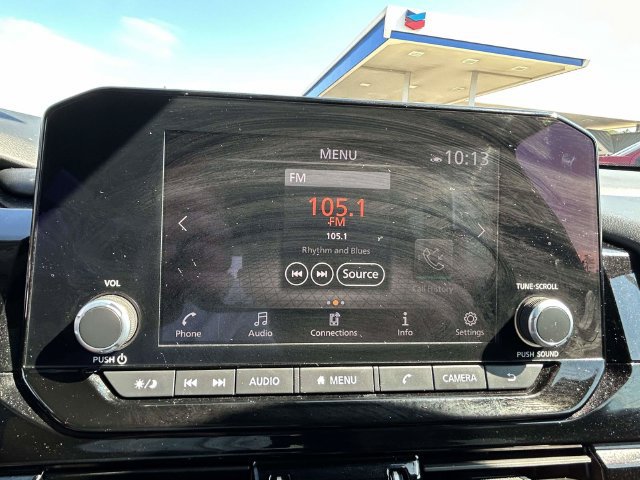 Used 2025 Nissan Pathfinder SV AWD/4WD image 17