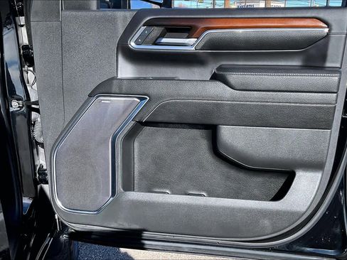 Used 2024 GMC Sierra 3500 Denali w/ Technology Package image 22