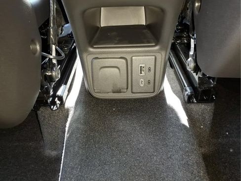 New 2026 Chevrolet TrailBlazer LT w/ Convenience Package AWD/4WD image 15