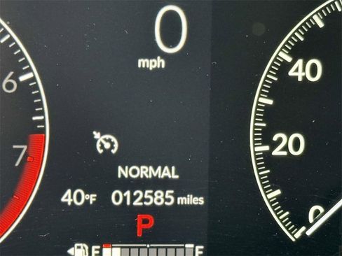 Used 2023 Honda HR-V EX-L image 16