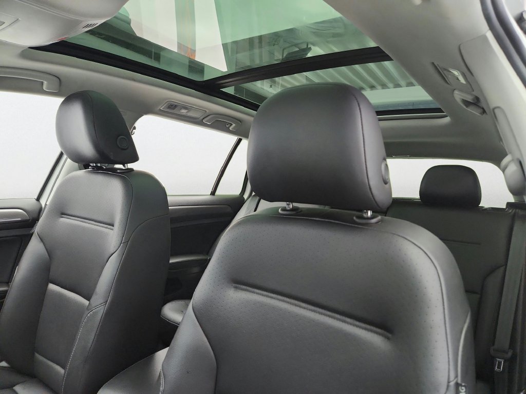 Used 2019 Volkswagen Golf Alltrack S AWD/4WD image 11