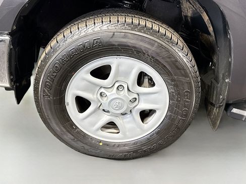 Used 2021 Toyota Tundra SR5 RWD image 37