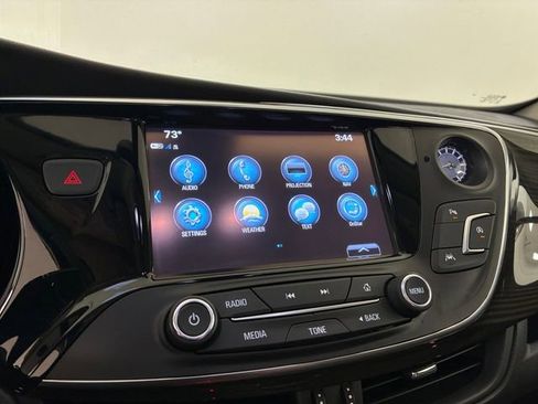Used 2019 Buick Envision Premium AWD/4WD image 26