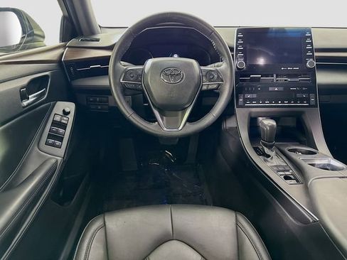 Certified 2021 Toyota Avalon XLE w/ Moonroof Package image 22