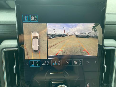 New 2026 GMC Yukon XL Denali w/ Denali Reserve Package AWD/4WD image 15