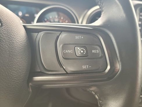 Used 2018 Jeep Wrangler Unlimited Sport S AWD/4WD image 26