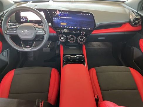 New 2025 Chevrolet Blazer EV RS image 11