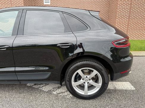 Used 2017 Porsche Macan AWD/4WD image 9