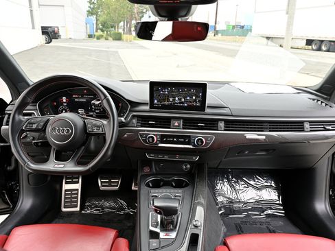 Used 2019 Audi S4 Premium Plus w/ Premium Plus Package AWD/4WD image 12