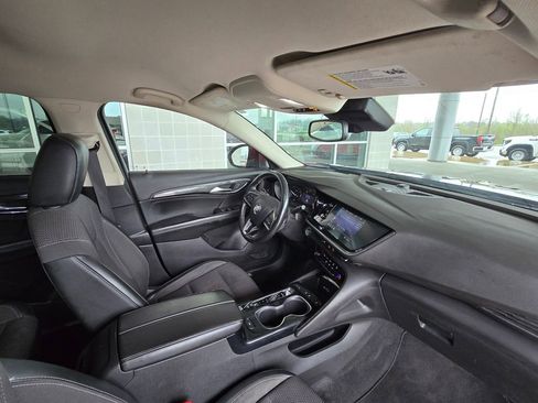 Used 2023 Buick Envision Preferred image 16
