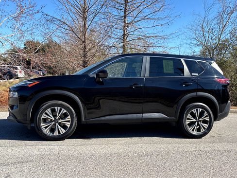 Certified 2023 Nissan Rogue SV FWD image 27
