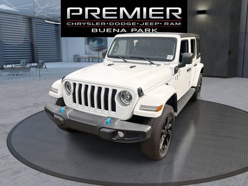 Used 2023 Jeep Wrangler Unlimited Sahara AWD/4WD image 1