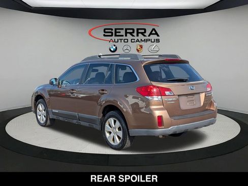 Used 2012 Subaru Outback 2.5i Premium w/ All-Weather Pkg AWD/4WD image 11