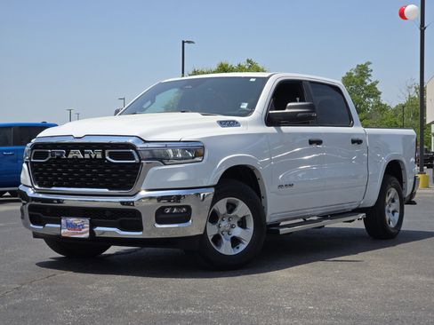 Used 2025 RAM 1500 Big Horn AWD/4WD image 1