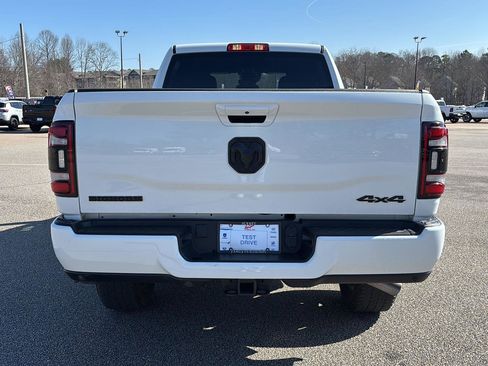 Used 2024 RAM 2500 Big Horn w/ Night Edition image 4