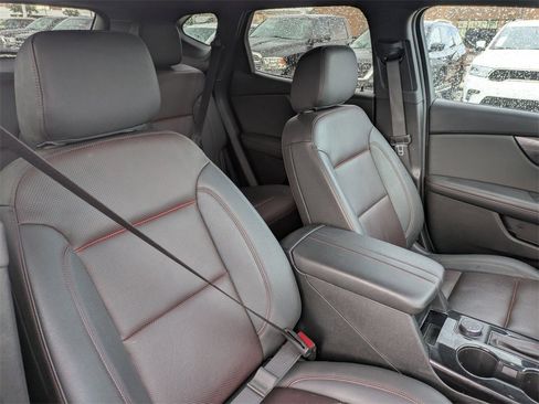 Used 2023 Chevrolet Blazer RS w/ Enhanced Convenience Package image 23