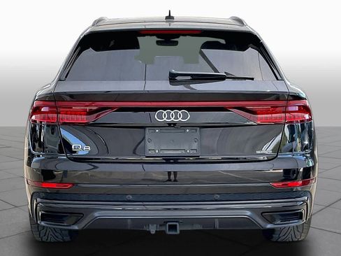 Used 2019 Audi Q8 Prestige w/ Luxury Package AWD/4WD image 5