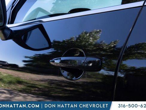 Used 2023 Nissan Pathfinder SL AWD/4WD image 30