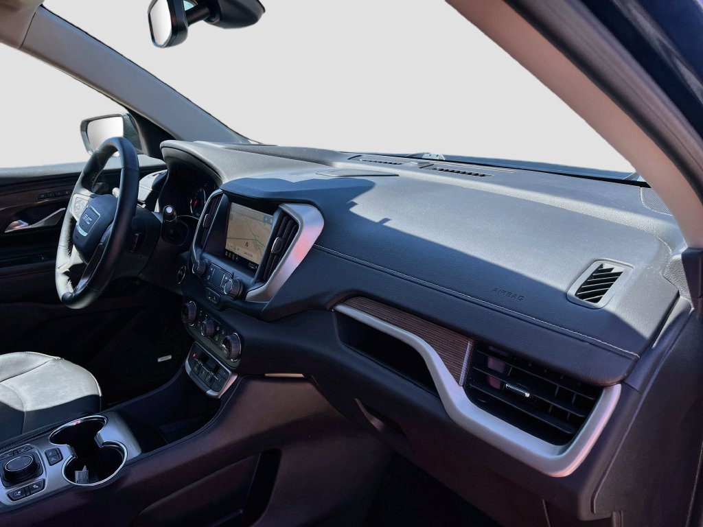 Used 2024 GMC Terrain Denali w/ Black Diamond Edition AWD/4WD image 30
