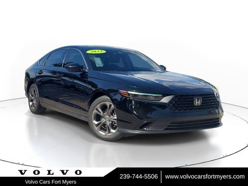 Used 2023 Honda Accord EX image 1