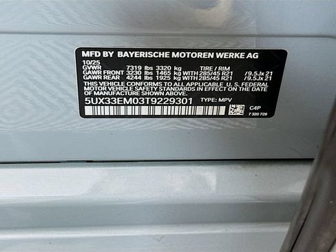 Used 2026 BMW X7 M60i AWD/4WD image 38