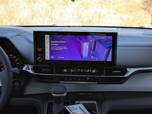 New 2026 Toyota Sienna XLE FWD image 16