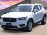 Used 2019 Volvo XC40 T5 Momentum image 6