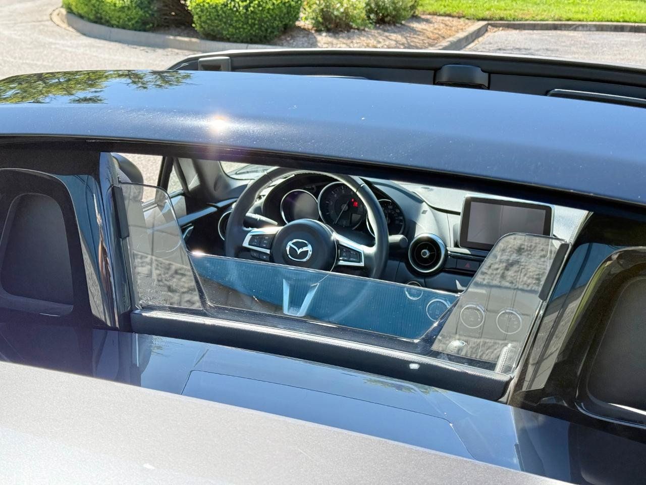 Used 2017 MAZDA MX-5 Miata RF Grand Touring RWD image 16