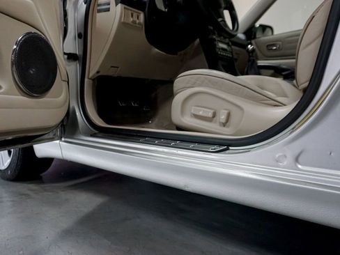 Used 2002 Lexus IS 300 image 69