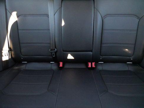 Used 2020 Volkswagen Passat 2.0T SE w/ Sunroof Package image 13