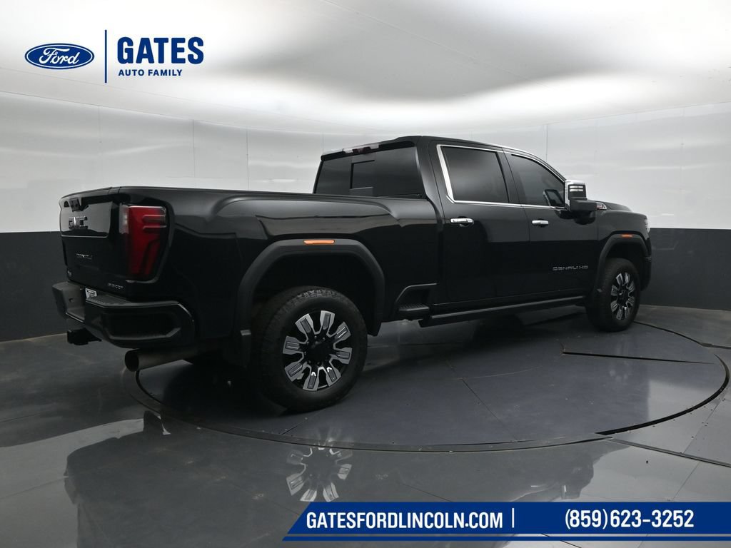 Used 2024 GMC Sierra 2500 Denali w/ Denali Reserve Package AWD/4WD image 2