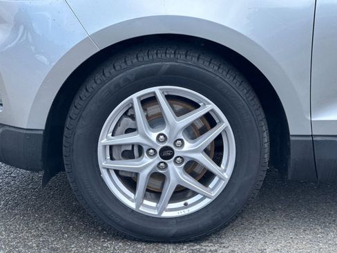Certified 2024 Ford Edge SEL image 27