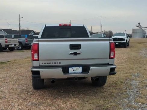 Certified 2017 Chevrolet Silverado 1500 LTZ Z71 w/ Redline Edition image 7