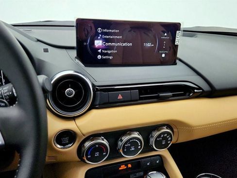 Used 2025 MAZDA MX-5 Miata Grand Touring image 18