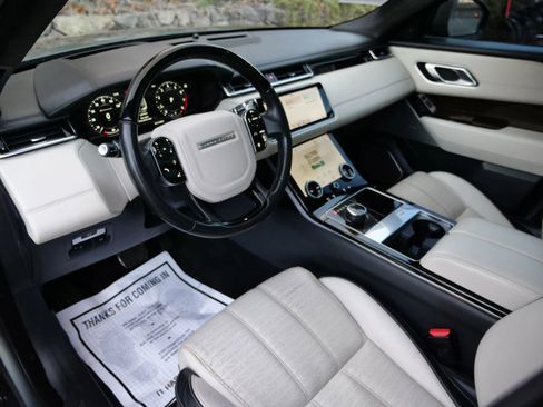 Used 2018 Land Rover Range Rover Velar R-Dynamic HSE image 12