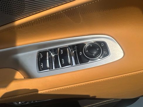 Used 2024 Chevrolet Corvette E-Ray AWD/4WD image 28