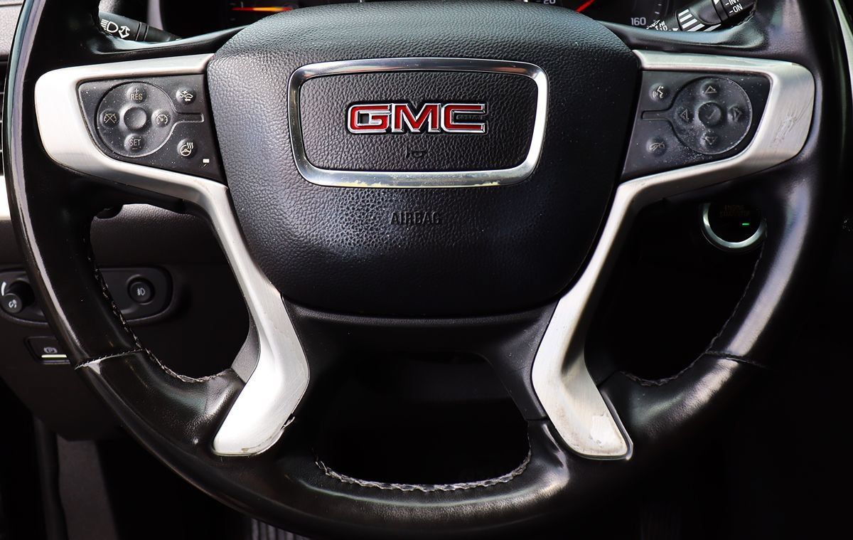 Used 2023 GMC Terrain SLT AWD/4WD image 58