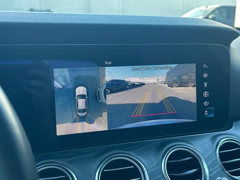 Used 2021 Mercedes-Benz E 350 Sedan w/ Premium Package image 22
