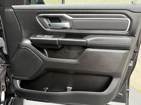 Used 2025 RAM 1500 Big Horn AWD/4WD image 30
