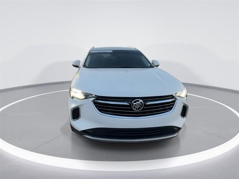 Used 2023 Buick Envision Essence image 3