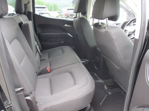 Used 2018 GMC Canyon SLE AWD/4WD image 13